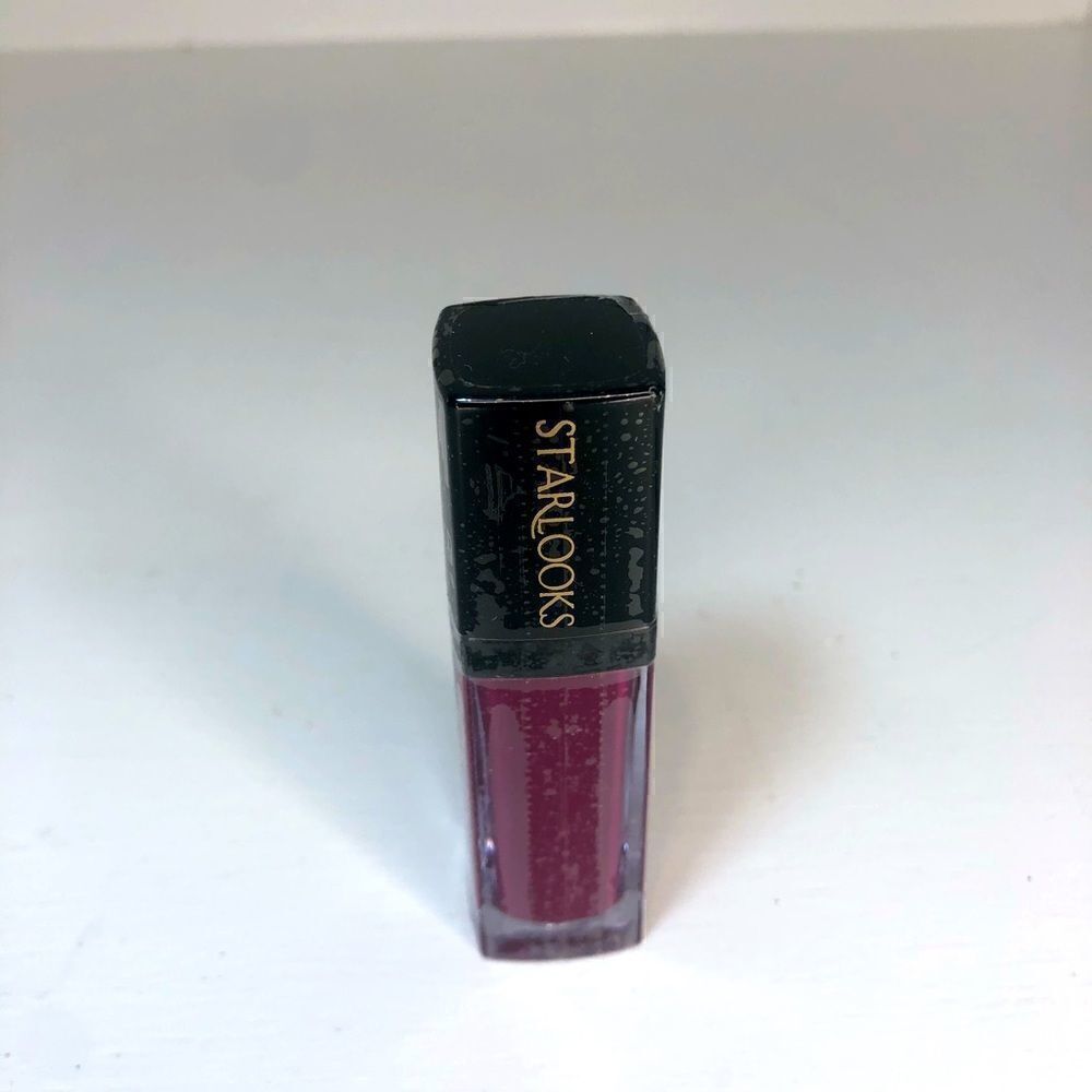 Star looks Royalty matte lip paint
